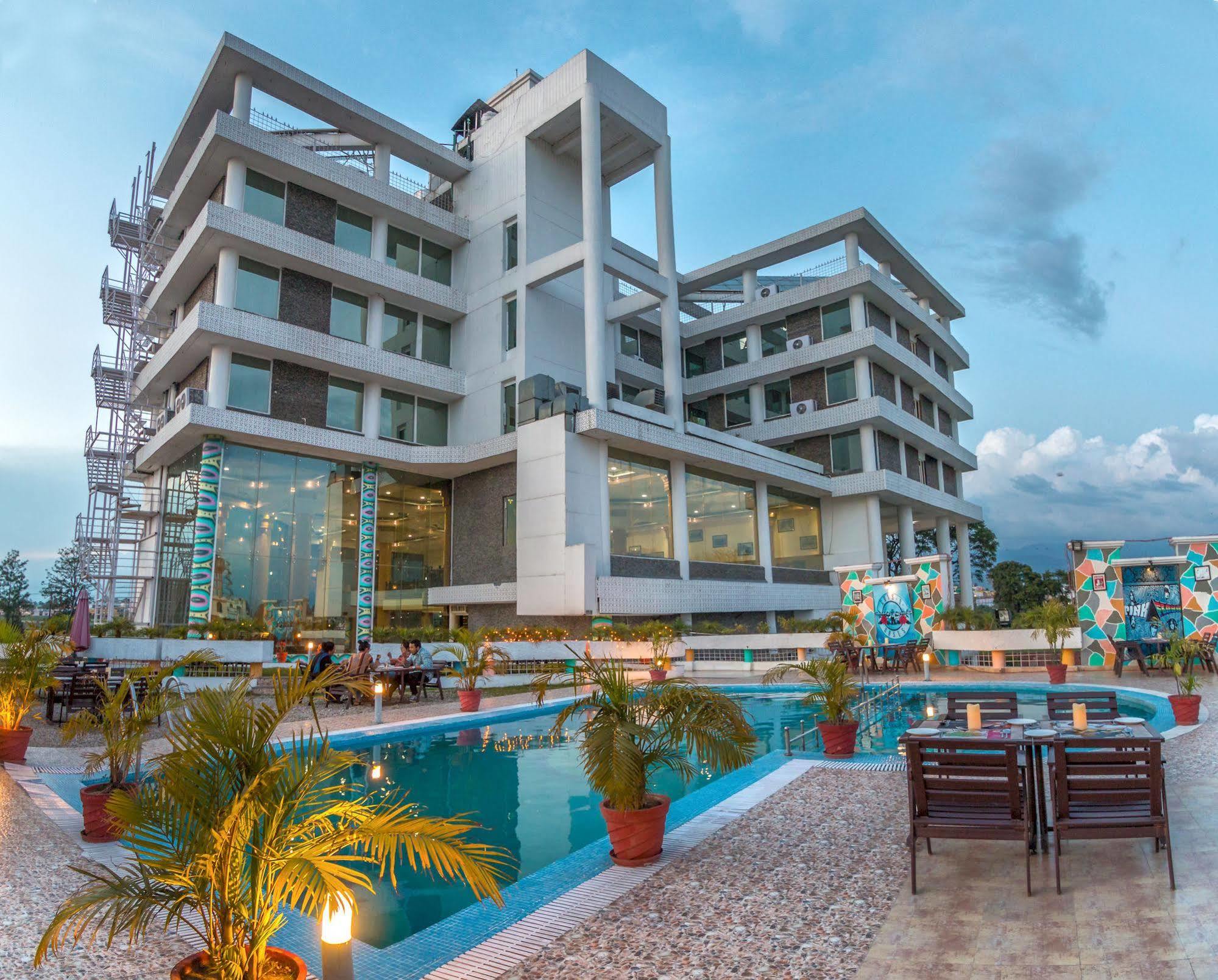 The Solitaire Dehradun Exterior foto